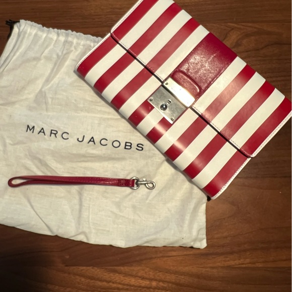 Marc Jacobs clutch - Picture 3 of 11